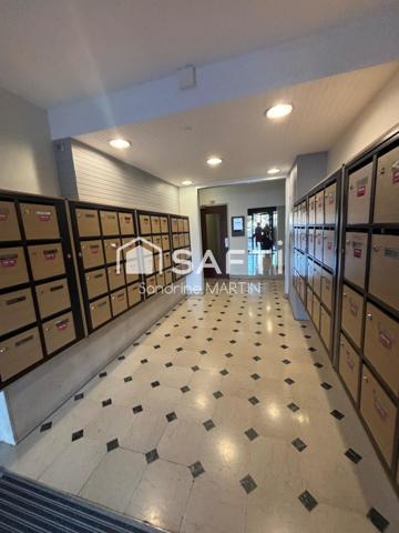 Appartement T3 meublé, 71m2 au 10ème étage/15, parking couvert et sécurisé.