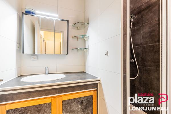 Appartement 4 pièces 75.74 m2