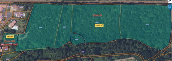 TERRAIN CONSTRUCTIBLE AVEC FORET RARE - LA ROCHE SUR YON