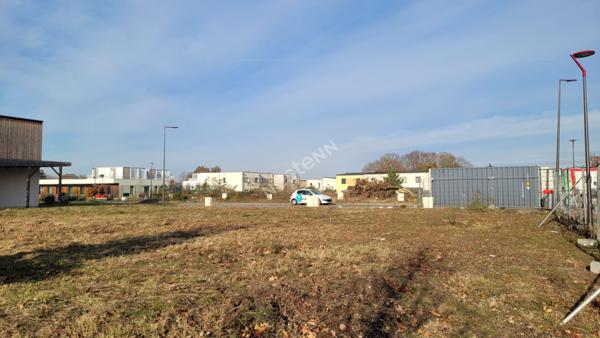 TERRAIN CONSTRUCTIBLE LE MANS