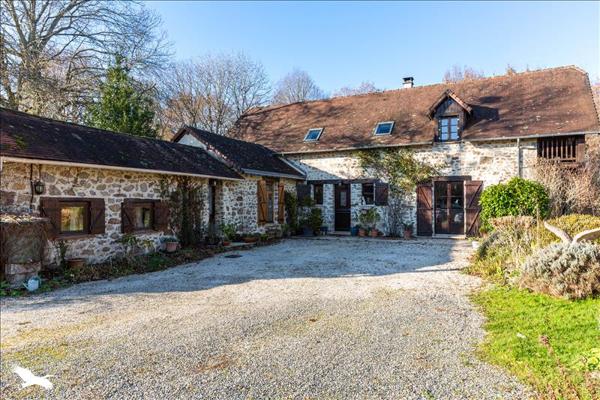 Maison à vendre |  Ladignac-le-Long |  5 pièces | 165 m²