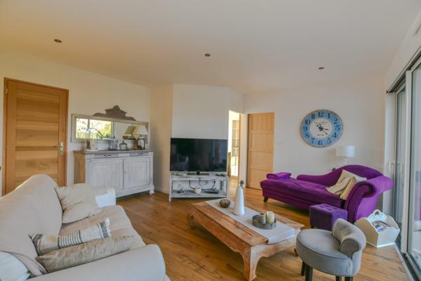 Villa 4 chambres sur 1200 m² de terrain