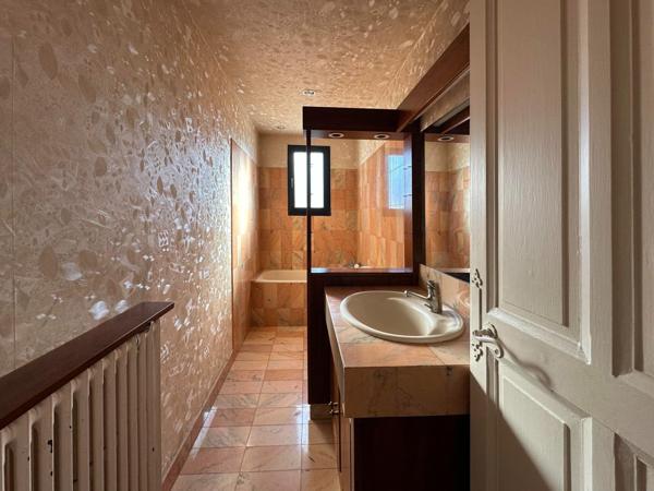 Maison individuelle 178 m² sur un terrain exceptionnel de 3 305 m²