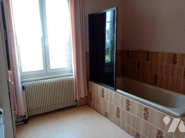 Secteur très calme Maison individuelle avec terrain attenant de 432 m²