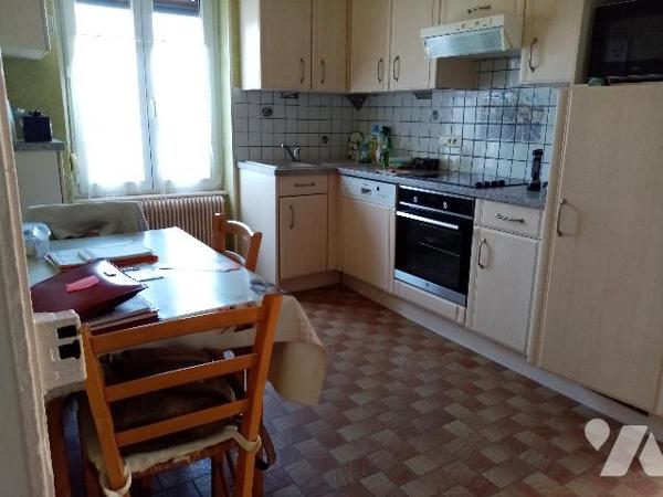 Secteur très calme Maison individuelle avec terrain attenant de 432 m²