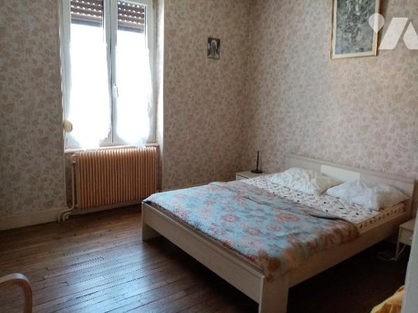 Secteur très calme Maison individuelle avec terrain attenant de 432 m²