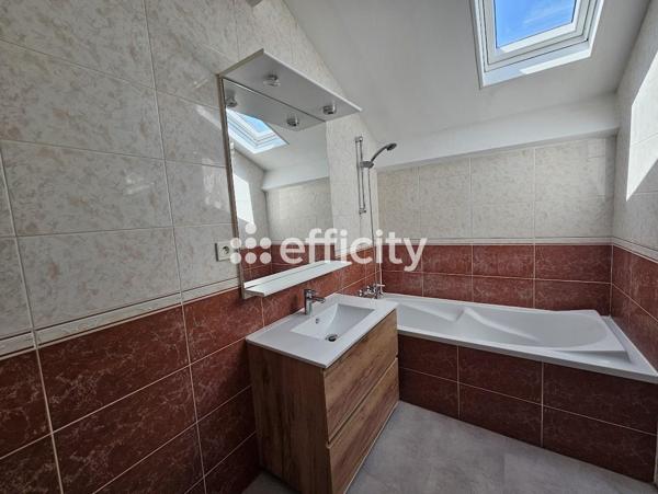 Appartement
         2 pièces
        - 39 m² Exclusivité 222 000 € *