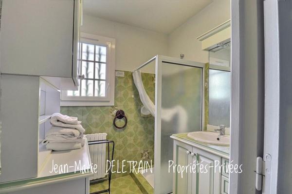 Maison 7 pièce(s) 155 m2 avec piscine