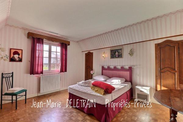 Maison 7 pièce(s) 155 m2 avec piscine