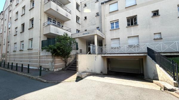 Rare à la vente, F3 avec Terrasse & Parking