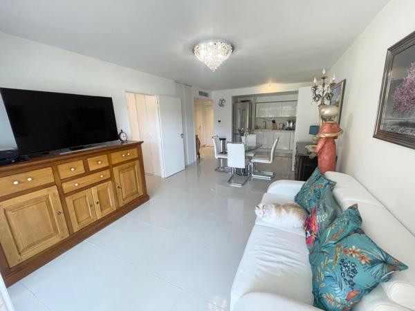 Saint-Raphaël deux pièces 49m², avec jardin de 80 m²