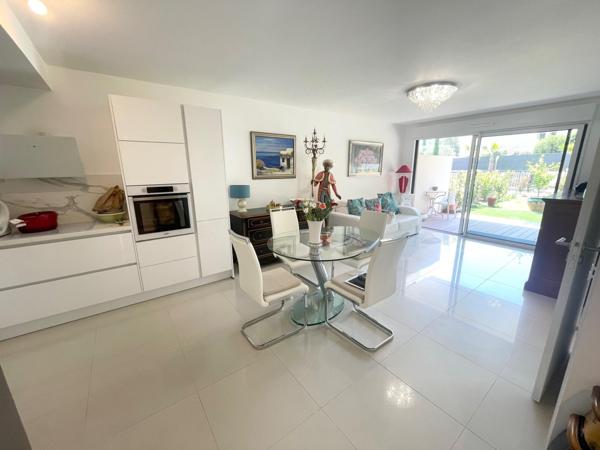 Saint-Raphaël deux pièces 49m², avec jardin de 80 m²