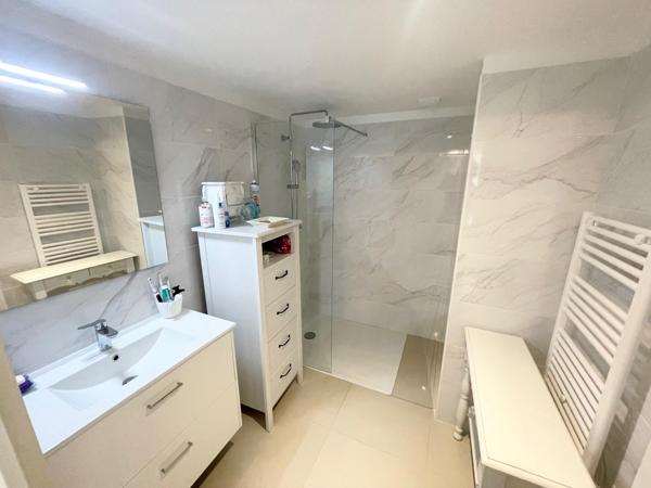 Saint-Raphaël deux pièces 49m², avec jardin de 80 m²