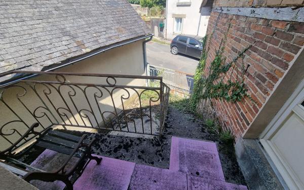 Maison à vendre    4 pièces •  La Meyze