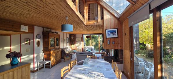 Maison d'architecte - proche commerces et plages