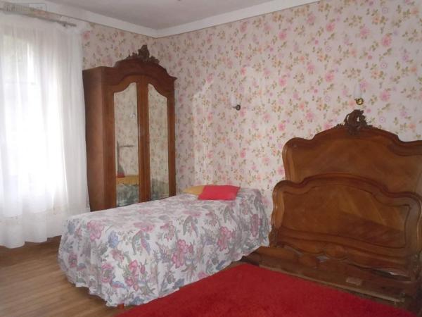 Maison à vendre à Merdrignac dans les Côtes-d'Armor (22230), ref : 121/1004