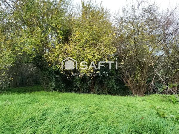 Maison avec grande garage et dépendances