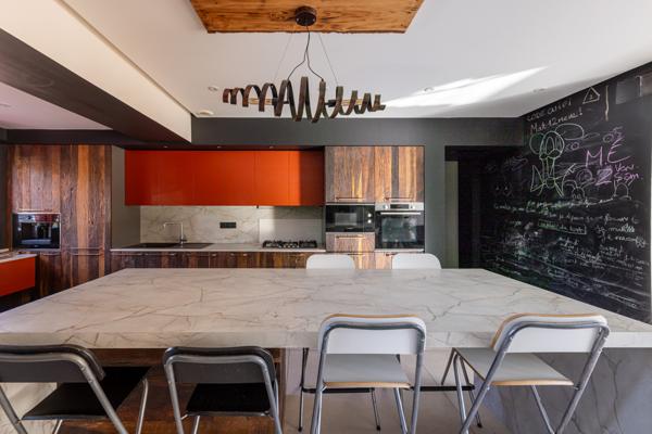 Boisseron (34160) Boisseron, belle maison plain pied entiérement contemporaine, T5 avec garage et son bureau de 50 M2