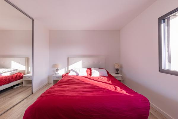 Boisseron (34160) Boisseron, belle maison plain pied entiérement contemporaine, T5 avec garage et son bureau de 50 M2