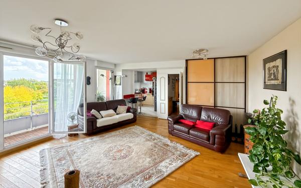 Appartement à vendre    4 pièces • 103,20 m2 Olivet