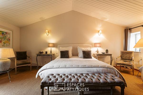 Elégante et vaste longère proche de La Rochelle