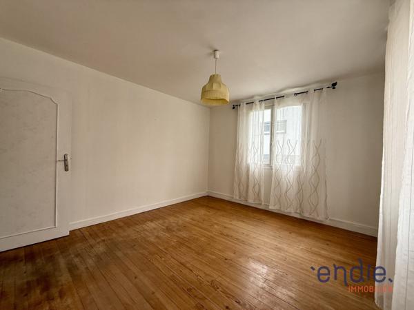A vendre T4 lumineux 94 m2 Lourdes centre / gare - 3 chambres, extérieur, garage, aucun frais de copro