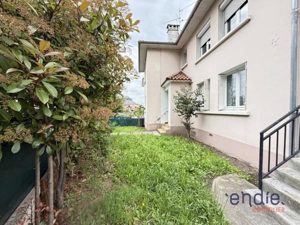 A vendre T4 lumineux 94 m2 Lourdes centre / gare - 3 chambres, extérieur, garage, aucun frais de copro