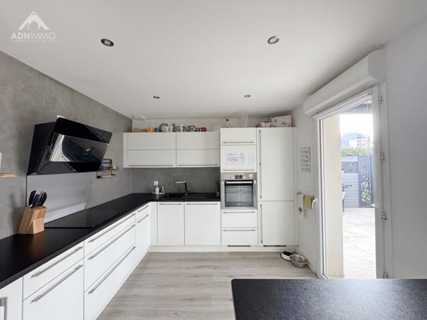 Saint-Genis-Pouilly (01630) Maison 5 Pièces 131 m2