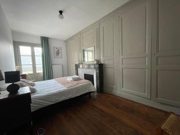 Murs de Gite -Maison de Maitre à vendre 9 pièces CHATEAU RENAULT (37)