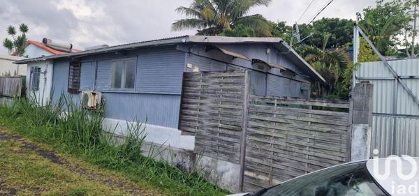 Maison 3 pièces de 73 m² à Saint-Benoît (97437)