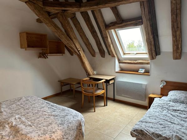 Demeure historique PRECY-SOUS-THIL composée de 15 pièces (390 m²) et 950 m² de dépendances