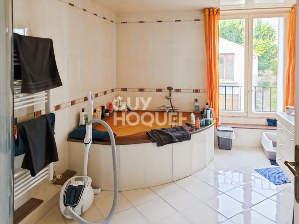 Appartement familial 5 pièces de 179 m² ? Tournan-en-Brie