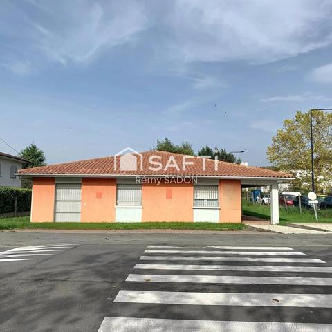 Local commercial situé proche de la rocade