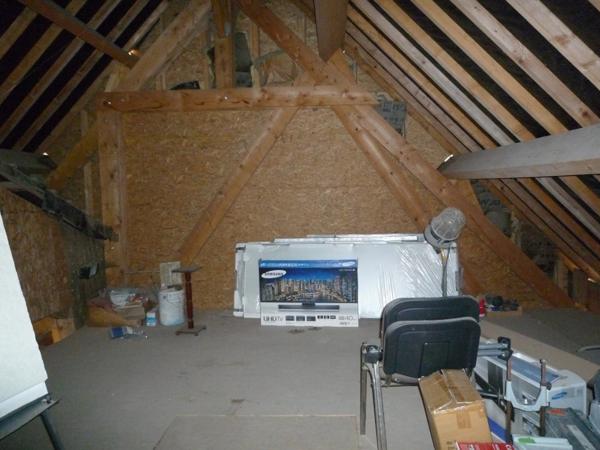 Dpt Aisne (02), LA CROIX SUR OURCQ à vendre ensemble immobilier professionnel 1170 m2 ateliers et bureaux sur 3000 m2 de terrain