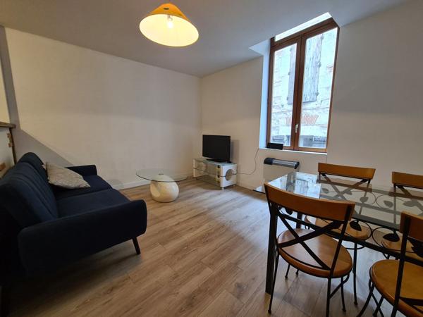 Location Appartement39 m² - 2 Pièces - AGEN (47000)