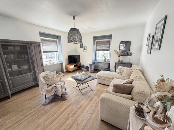 Appartement F3 à vendre  3 pièces - 60,75 m 2   VALENTIGNEY  - 25