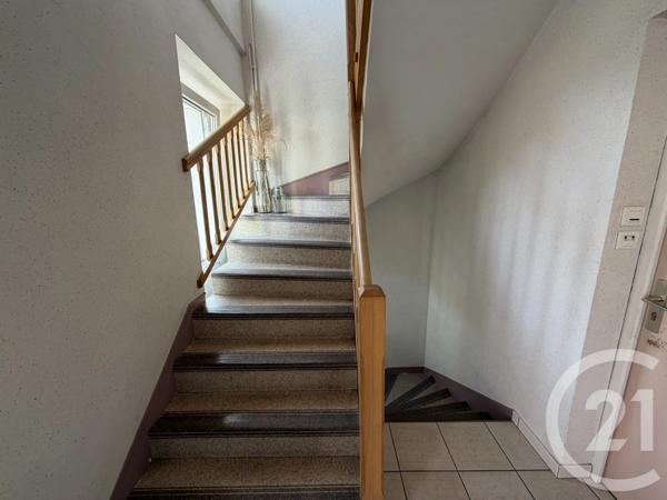 Appartement F3 à vendre  3 pièces - 60,75 m 2   VALENTIGNEY  - 25