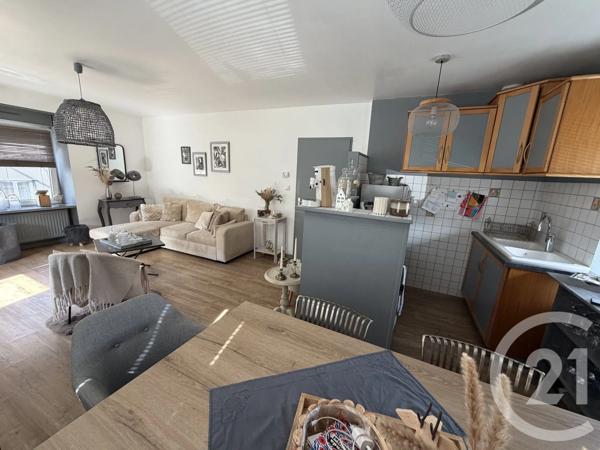 Appartement F3 à vendre  3 pièces - 60,75 m 2   VALENTIGNEY  - 25
