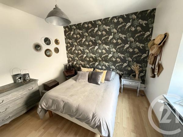 Appartement F3 à vendre  3 pièces - 60,75 m 2   VALENTIGNEY  - 25
