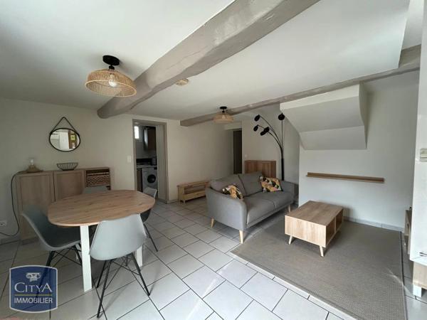 Appartement à louer 2 pièces 51.77m² Dieppe (76200)