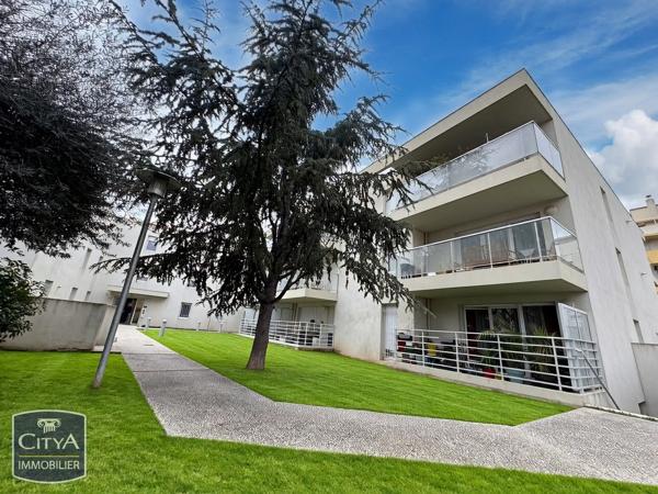 Appartement à vendre 3 pièces 60m² Toulon (83200)