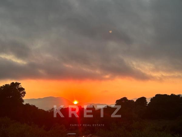 Maison d'architecte située sur la rive sud d'Ajaccio, à Bastelicaccia