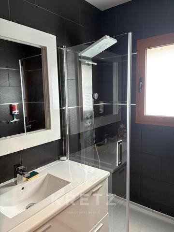 Maison d'architecte située sur la rive sud d'Ajaccio, à Bastelicaccia