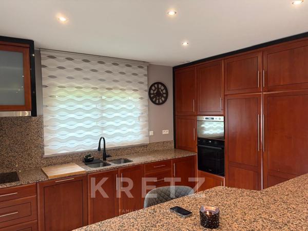 Maison d'architecte située sur la rive sud d'Ajaccio, à Bastelicaccia