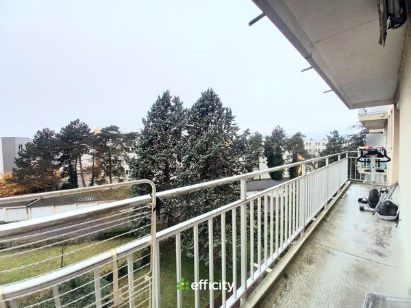 Appartement 6 pièces - 105 m² Exclusivité efficity