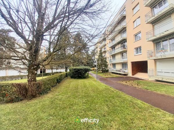 Appartement 6 pièces - 105 m² Exclusivité efficity