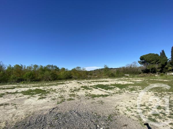 Terrain à vendre  700 m2 PEZENAS - 34