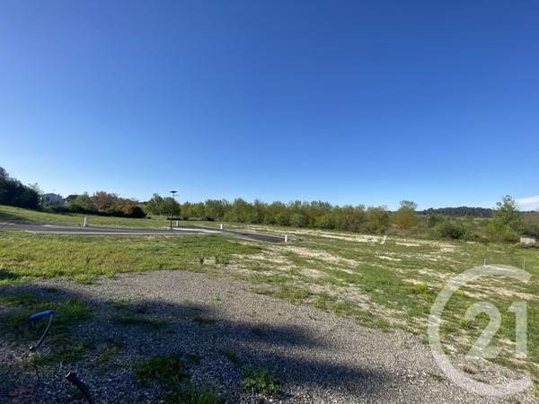 Terrain à vendre  700 m2 PEZENAS - 34
