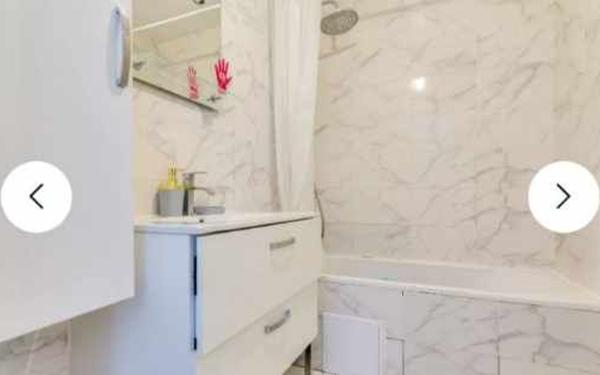 Appartement à vendre    3 pièces • 65 m2 Marseille 12