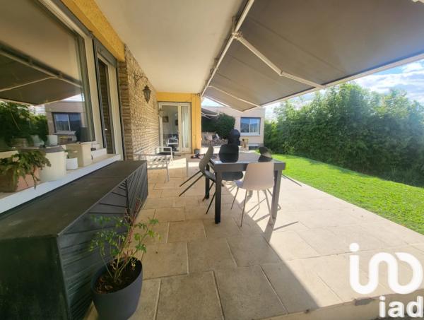 House for sale 5 rooms 166 m² Alès